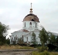 Терористи обстріляли храм на Луганщині, у якому ховалися мирні жителі.(ВІДЕО)